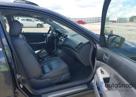 2007 Honda Accord 3.0 Ex z USA, uszkodzony, nr VIN 1HGCM66567A043755